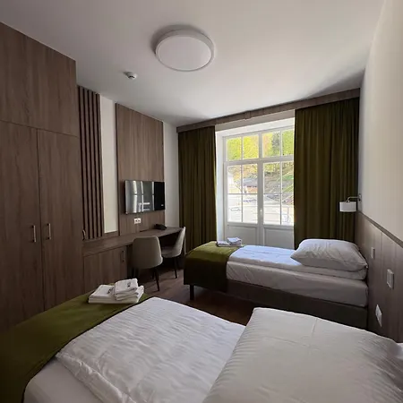 Dom Zdrojowy Cechini 4*