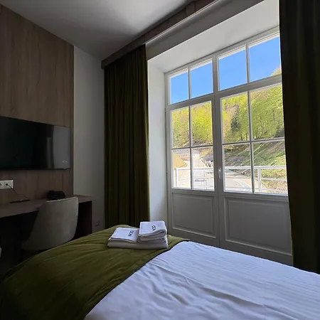 Szálloda Dom Zdrojowy Cechini 4*