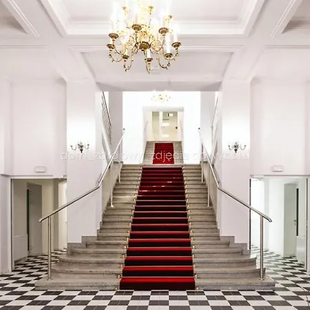 Hotel Dom Zdrojowy Cechini