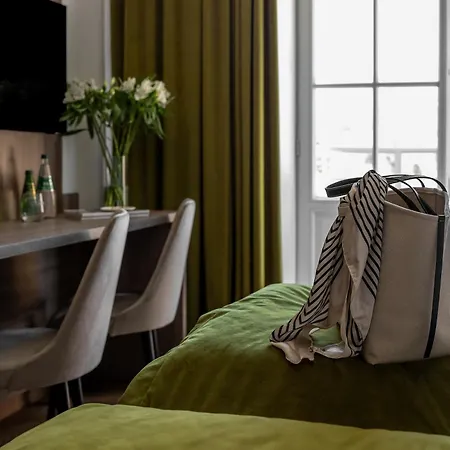 Dom Zdrojowy Cechini Szálloda