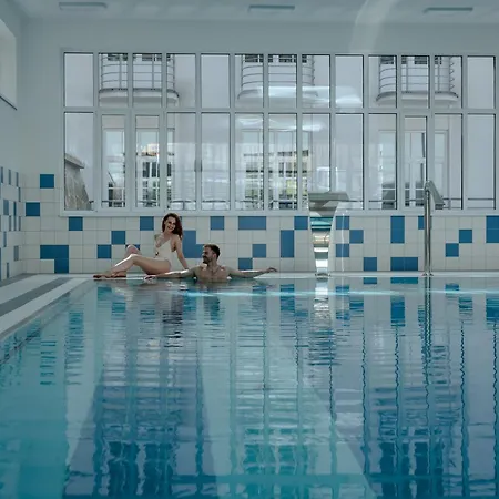 Dom Zdrojowy Cechini Szálloda Żegiestów