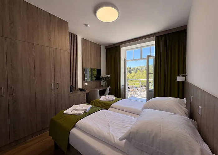 Hotel Dom Zdrojowy Cechini